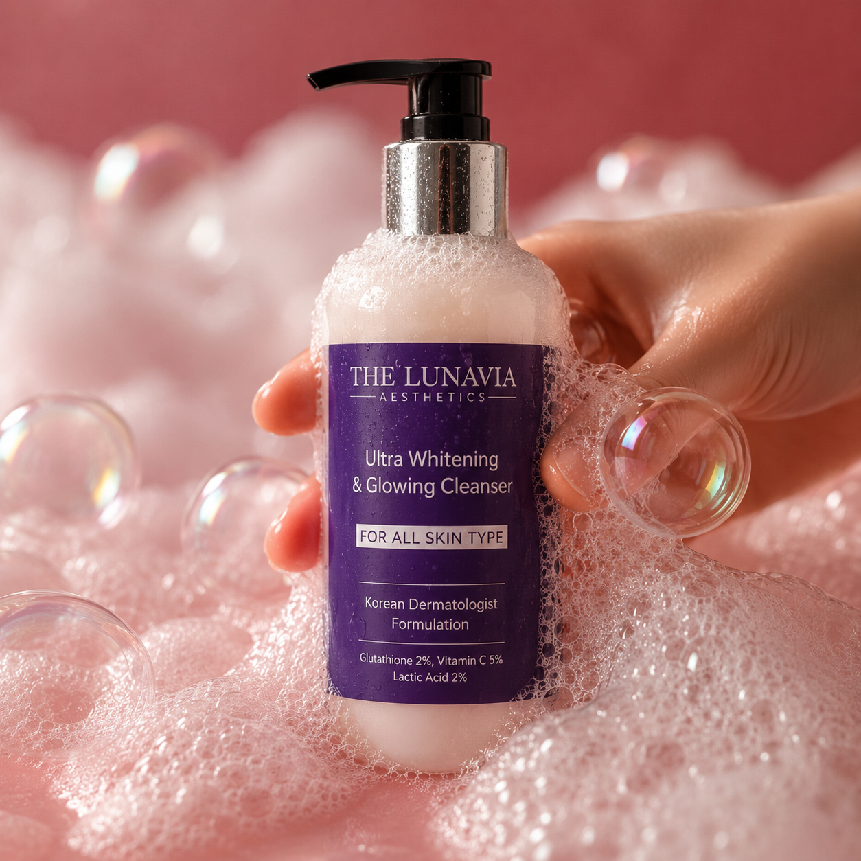 Ultra Whitening & Glowing Cleanser